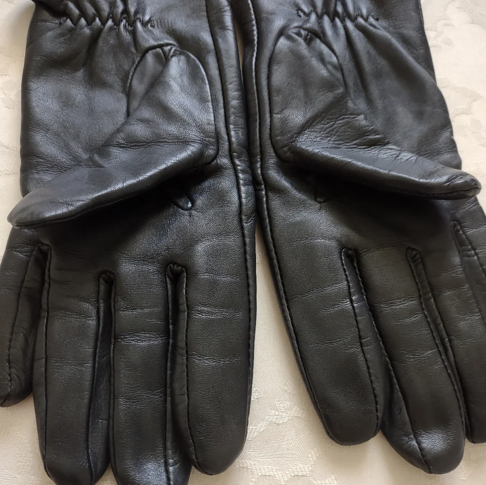 Black leather gloves